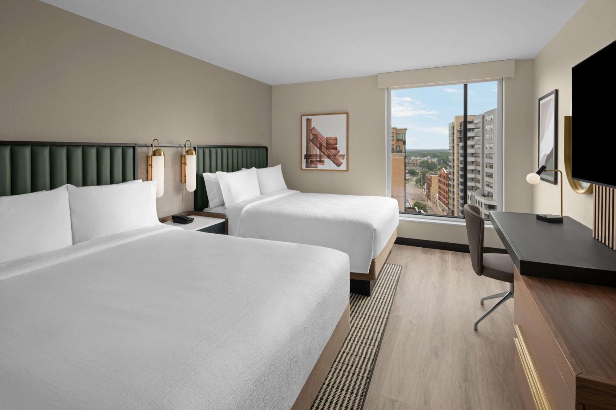 Embassy Suites By Hilton Madison Downtown Dış mekan fotoğraf